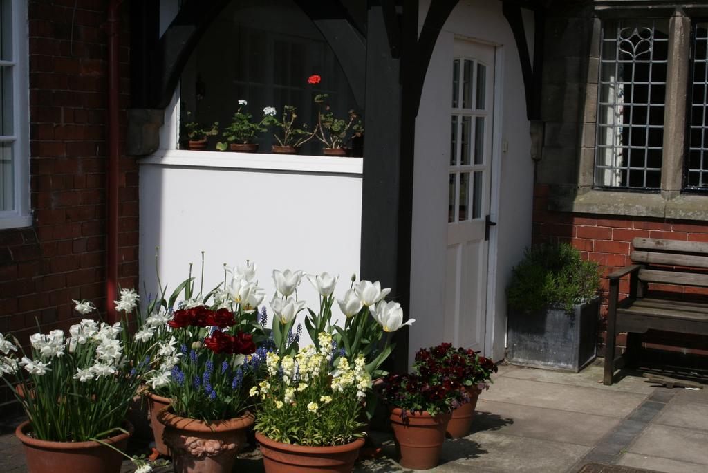 Bed and Breakfast Cotton Farm Chester Exterior foto