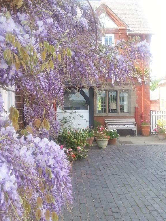Bed and Breakfast Cotton Farm Chester Exterior foto